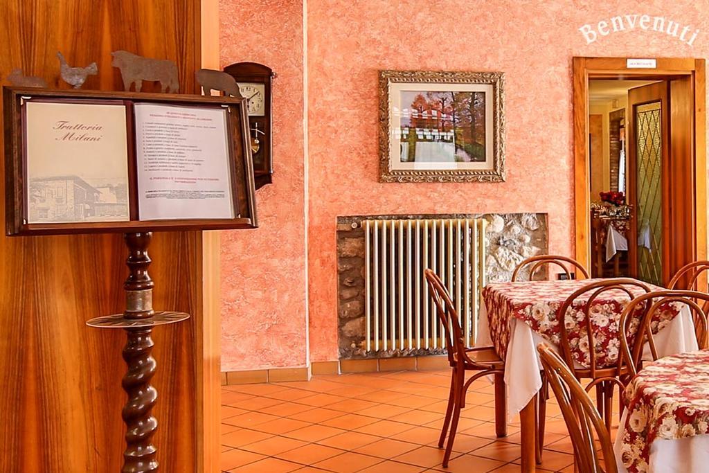 Hotel Trattoria Milani Lonato del Garda Exterior foto