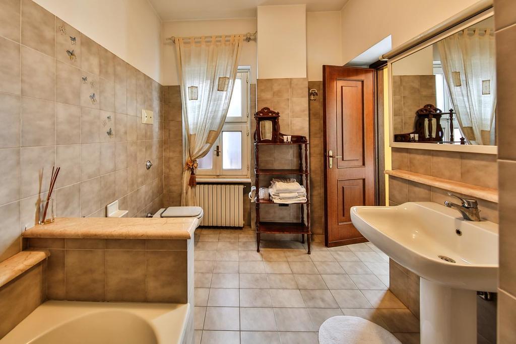 Hotel Trattoria Milani Lonato del Garda Exterior foto