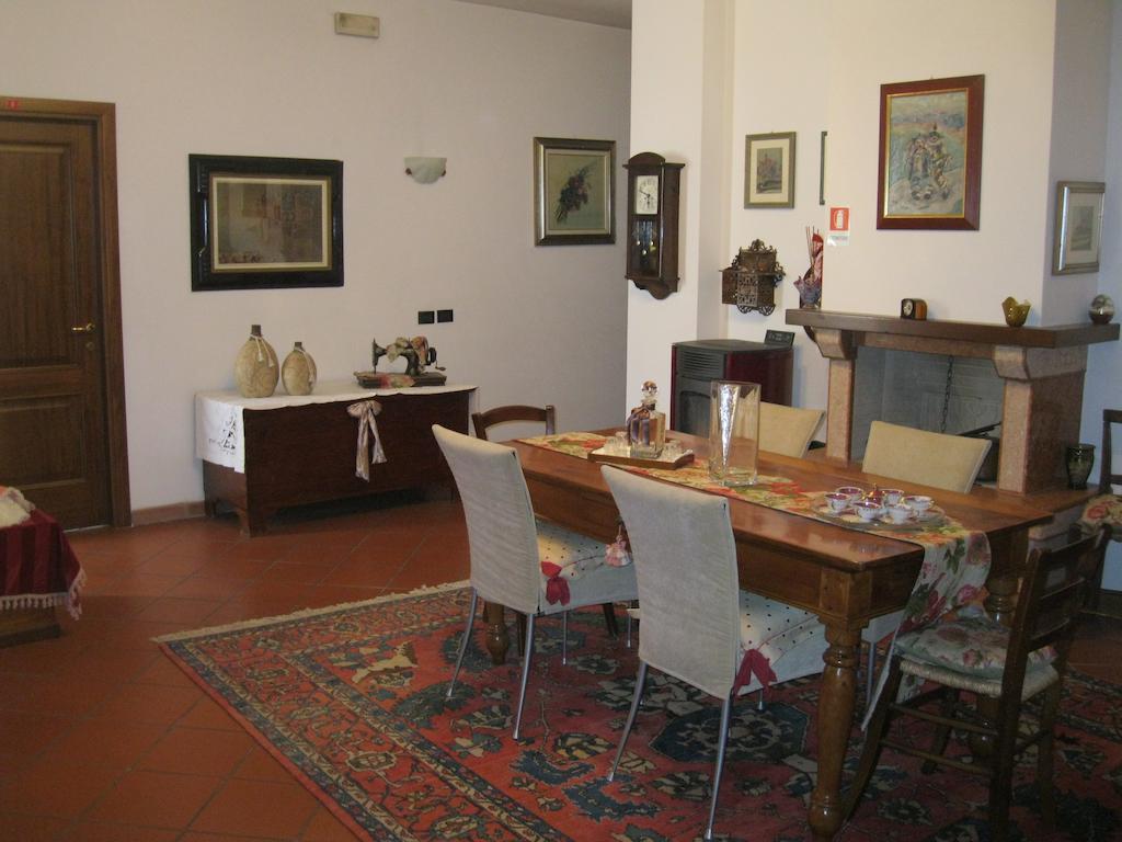 Hotel Trattoria Milani Lonato del Garda Exterior foto